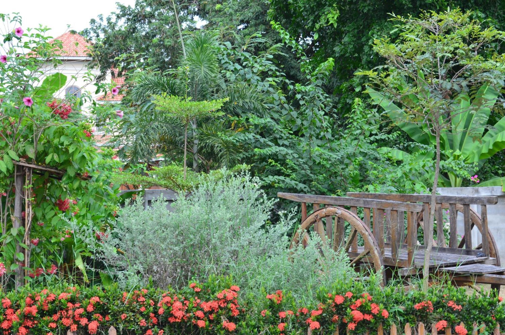 أودون ثاني Home Stay Stc Bed And Breakfast المظهر الخارجي الصورة