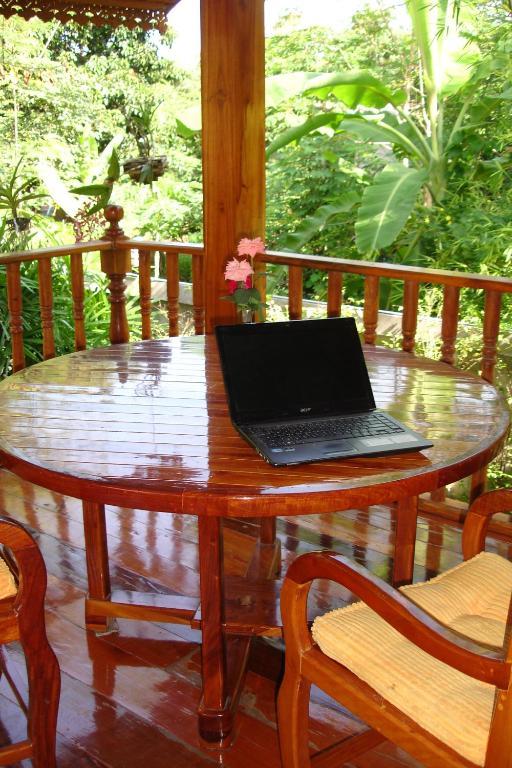 أودون ثاني Home Stay Stc Bed And Breakfast الغرفة الصورة