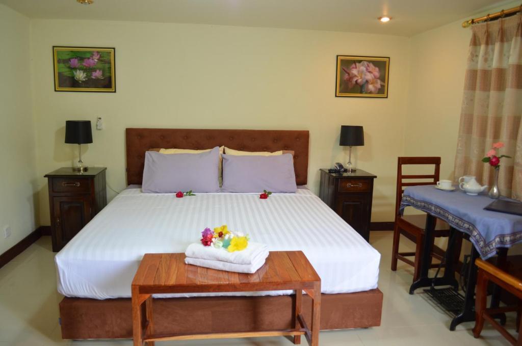 أودون ثاني Home Stay Stc Bed And Breakfast الغرفة الصورة